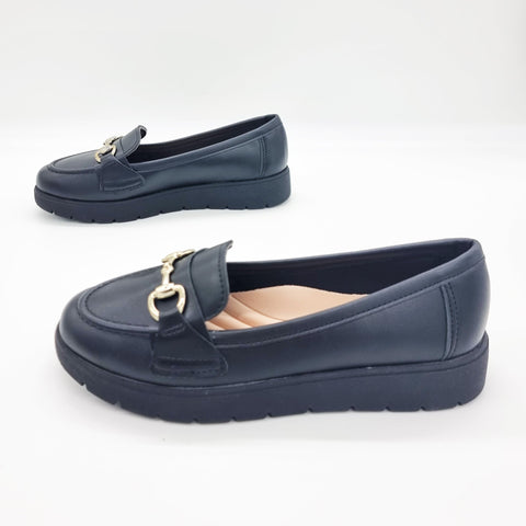 Moleca 5803-101 Round Toe Loafer Flat in Black