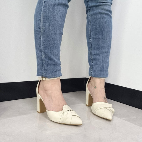 Vizzano 1285-444 Block Heel Pointy Toe Knotted Pump in Off White