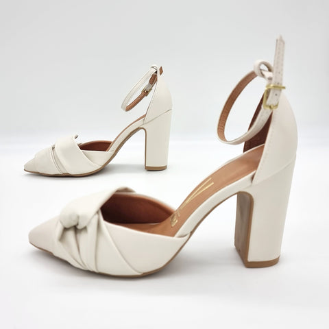 Vizzano 1285-444 Block Heel Pointy Toe Knotted Pump in Off White