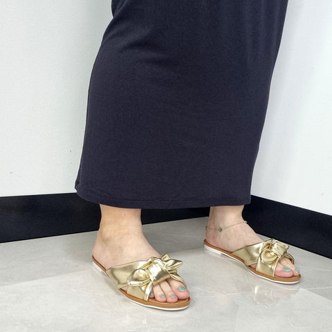 Moleca 5297-456 Slip-on Sandal in Golden