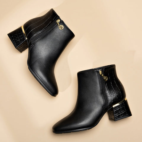 Modare 7082-101 Low Heel Ankle Boot in Black